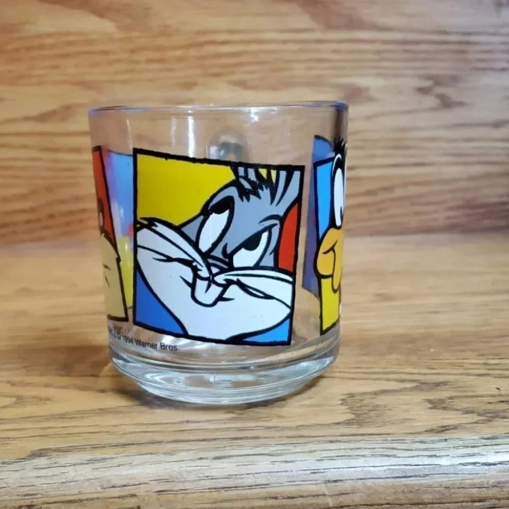 Warner Bros Looney Tunes Glass Mug 1994 Clear Bugs Bunny Daffy Taz Vintage 90s